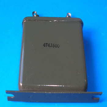 CBB48型交流金屬化聚丙烯膜介質(zhì)電容器現(xiàn)場照片