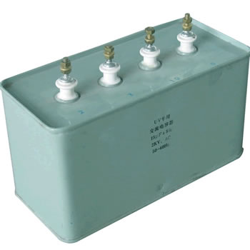 CH84型交流復(fù)合介質(zhì)電容器實(shí)物圖