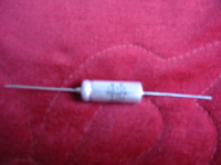 CA－1型固體電解質(zhì)燒結(jié)鉭電容器實物圖